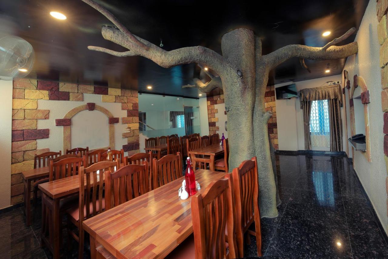 Thenmala Hormuz Inn Kolattupuzha Экстерьер фото